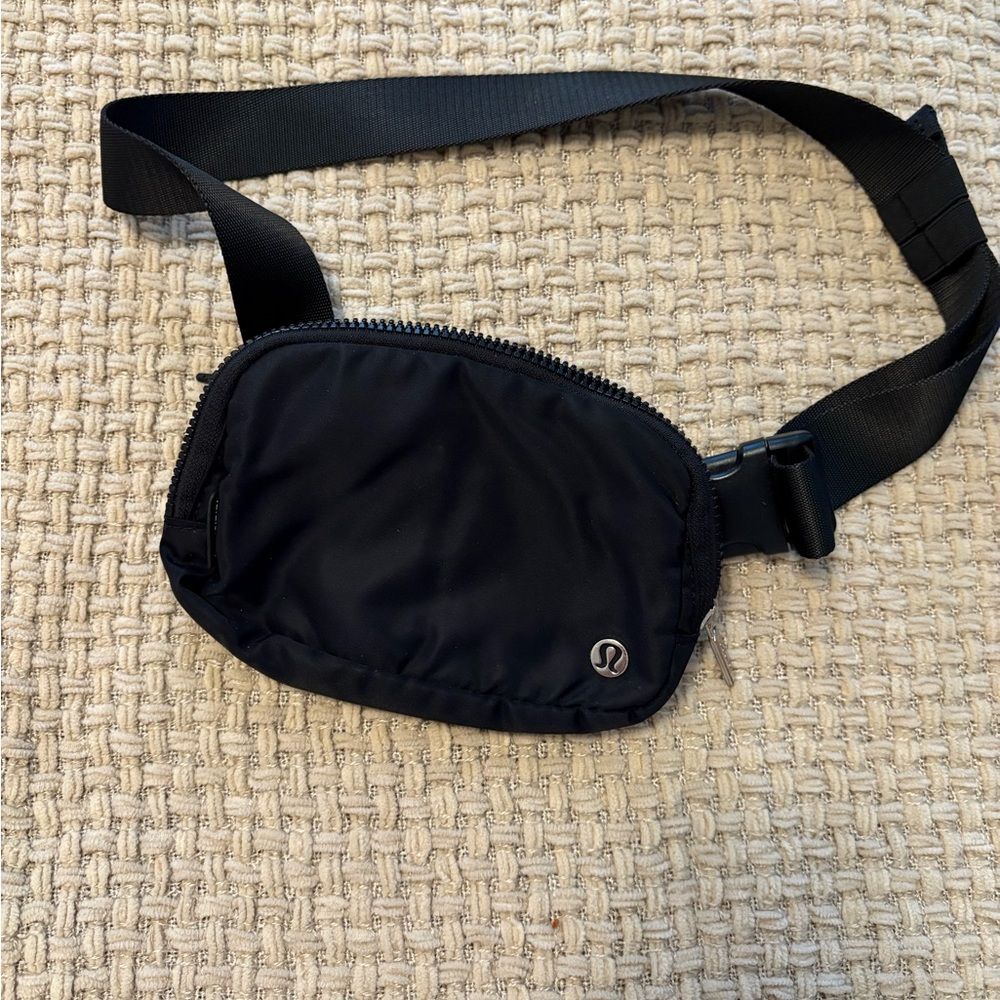 Lululemon Black Belt Bag